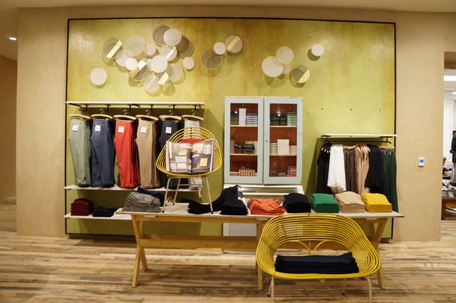 Embroidery Hoop Installation